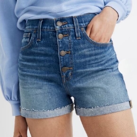 Madewell Women's High-Waisted Blue Denim Shorts | Size 25 - Picture 3 of 10